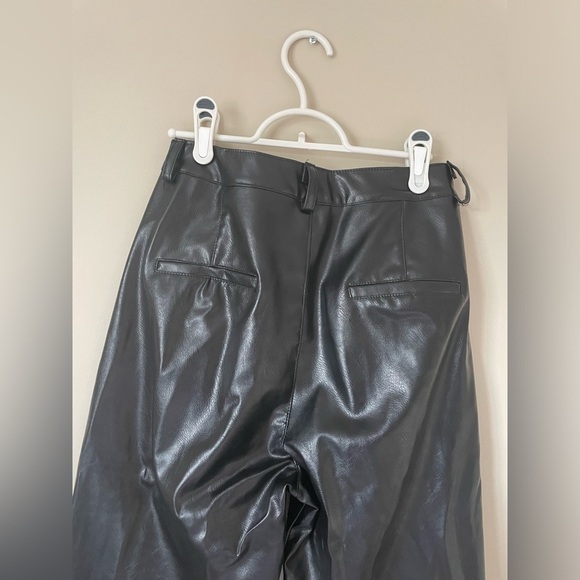 Matel vegan leather Cargo Pants zipper detailing baggier style size small NWOT - Picture 5 of 5